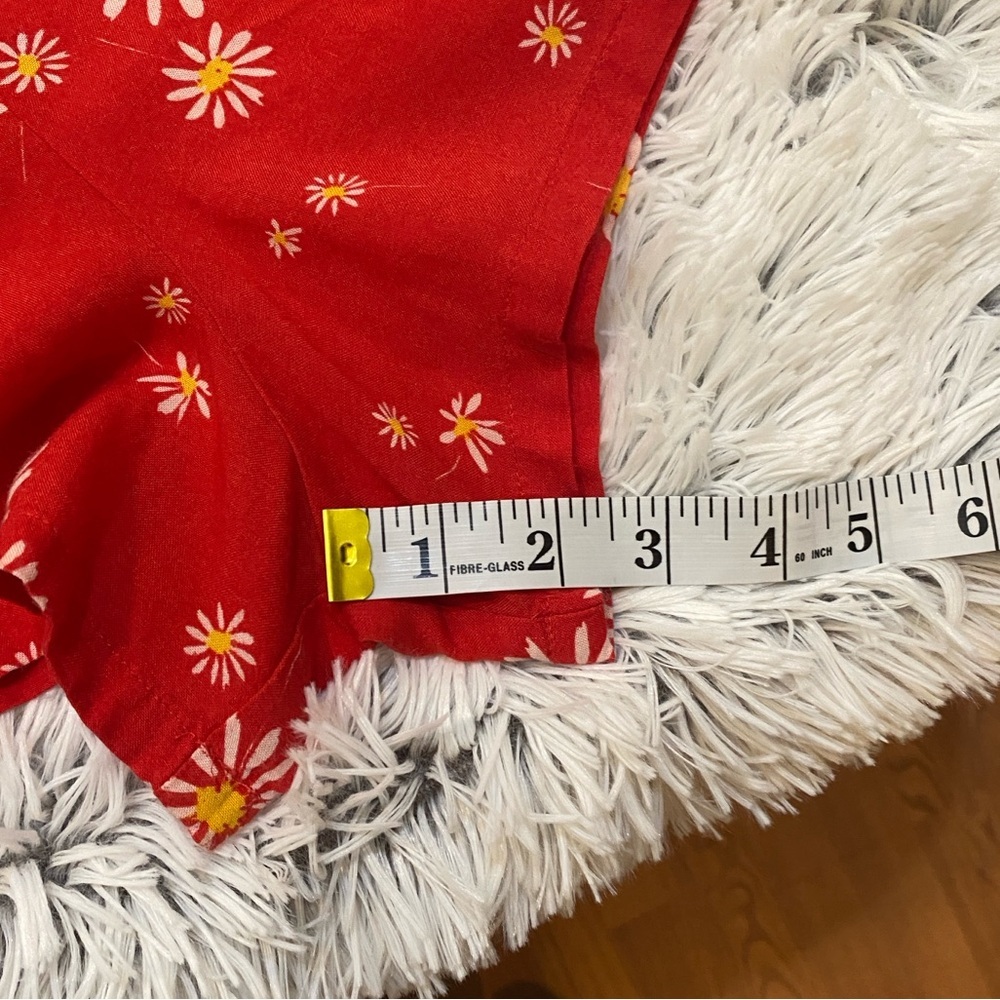 Juniors SO Red White Daisy Print Romper L - Picture 4 of 13